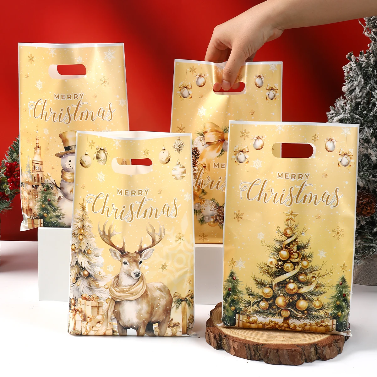

10/25/50pcs Merry Christmas Gift Packaging Bags Christmas Decorations for Home 2025 Navidad New Year 2026 Xmas Small Gift Bags