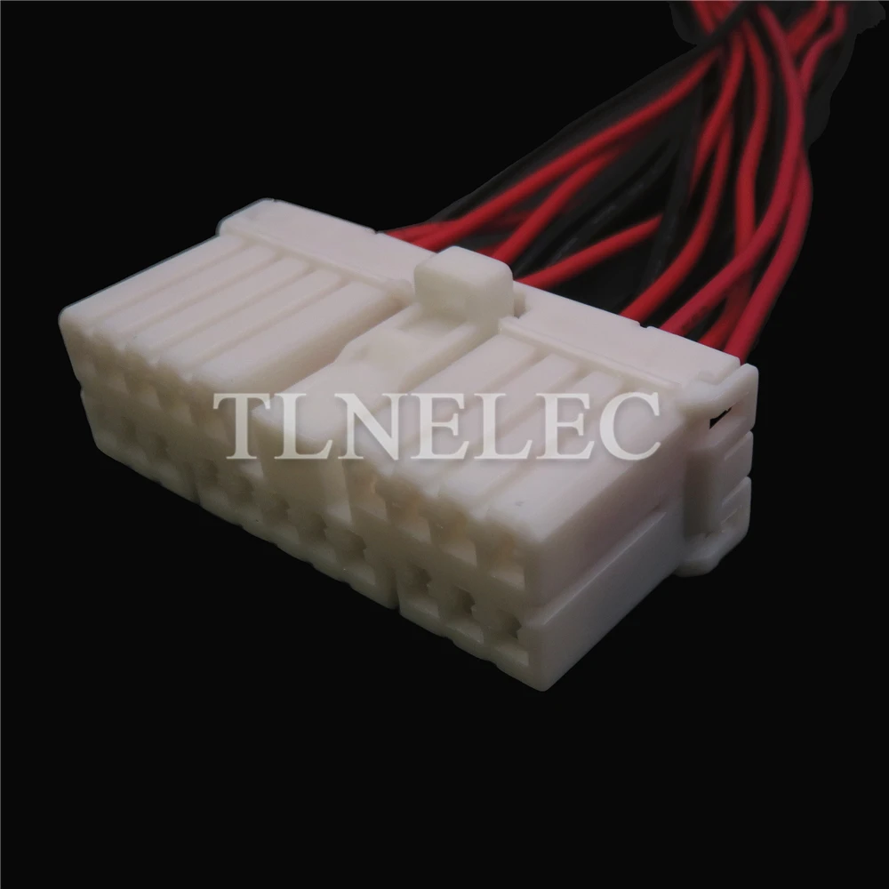 20 Pin Way White Automobile Connector With Wires Car Wire Harness Socket 174936-1 368511-1 368510-1 174952-1 282369-1