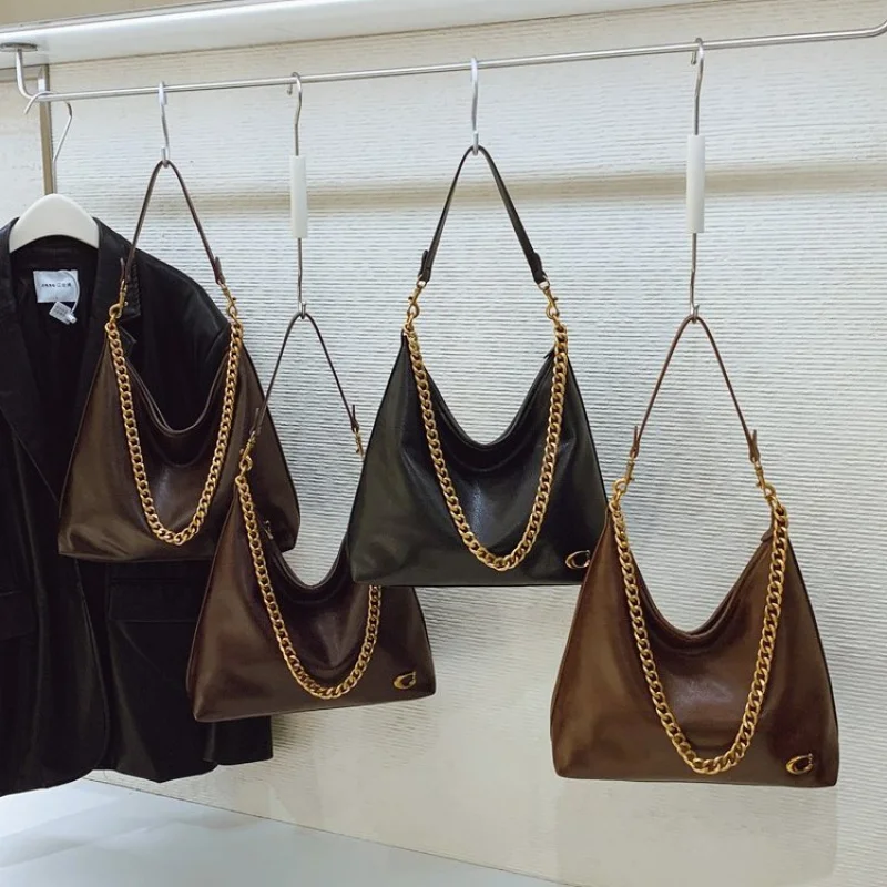 

Fashionable Women's Handbag Made Of Fine Leather Boasting Casual Trendy Daily Stylish Look​