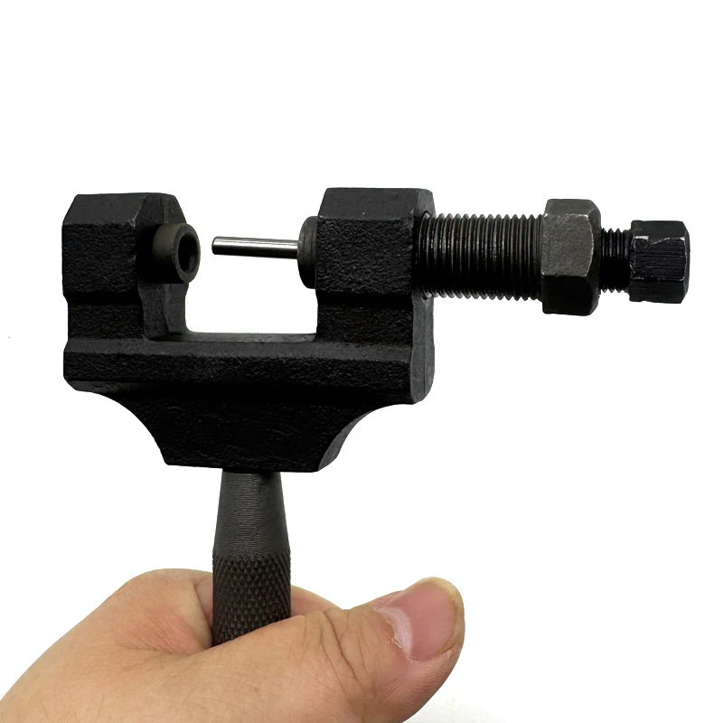 Motorcycle Chain Breaker Remover Splitter ATV Tricycle Bicycle Chain Cutter Riveting Tool Cycle Repair Tool 420 428 520 525 530