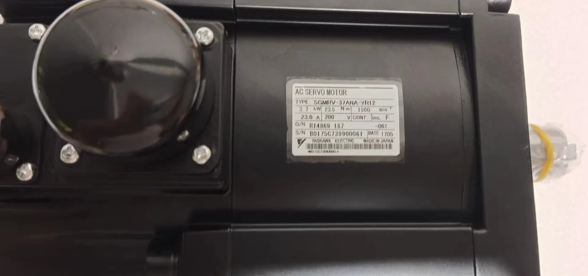 

Совершенно новый серводвигатель SGMRV-37ANA-YR12, быстрая доставка, SGMRV 37ANA YR12