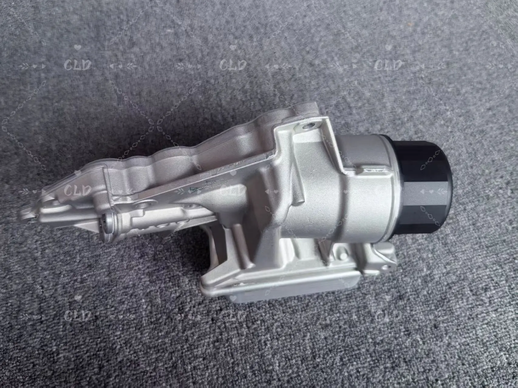 2721800510 2721800410 2721800210 2721800000Engine Oil Cooler For MERCEDES BENZ C280 C300 C350 E350 GLK350 ML350 SLK350 M272