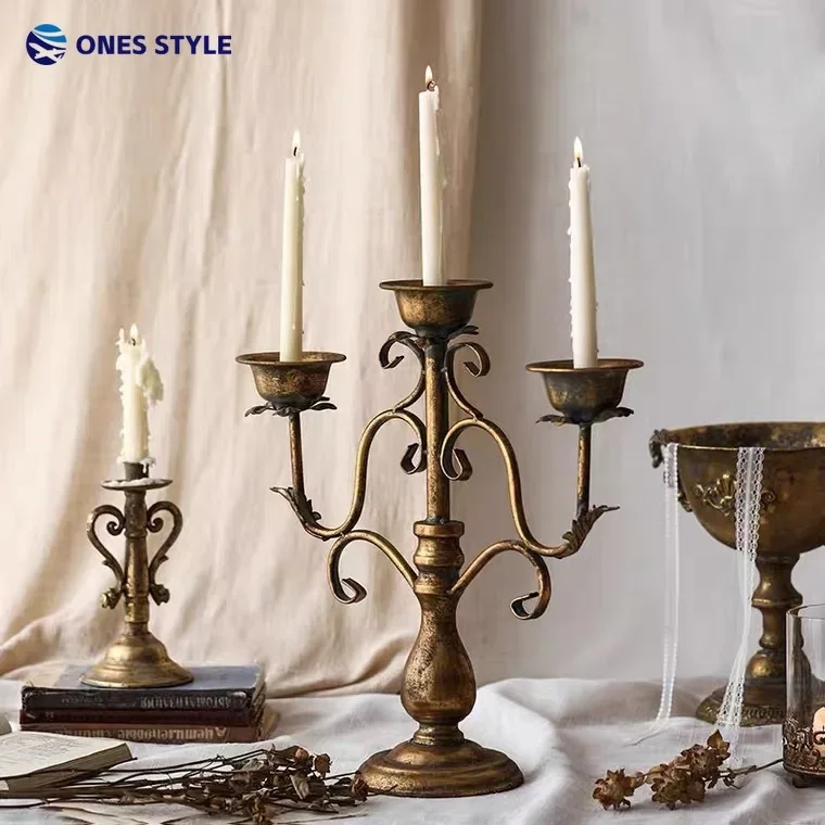 

Vintage Candlestick American Wrought Iron Candle Holder Household Wedding Romantic Candlelight Dinner Desktop Ornaments