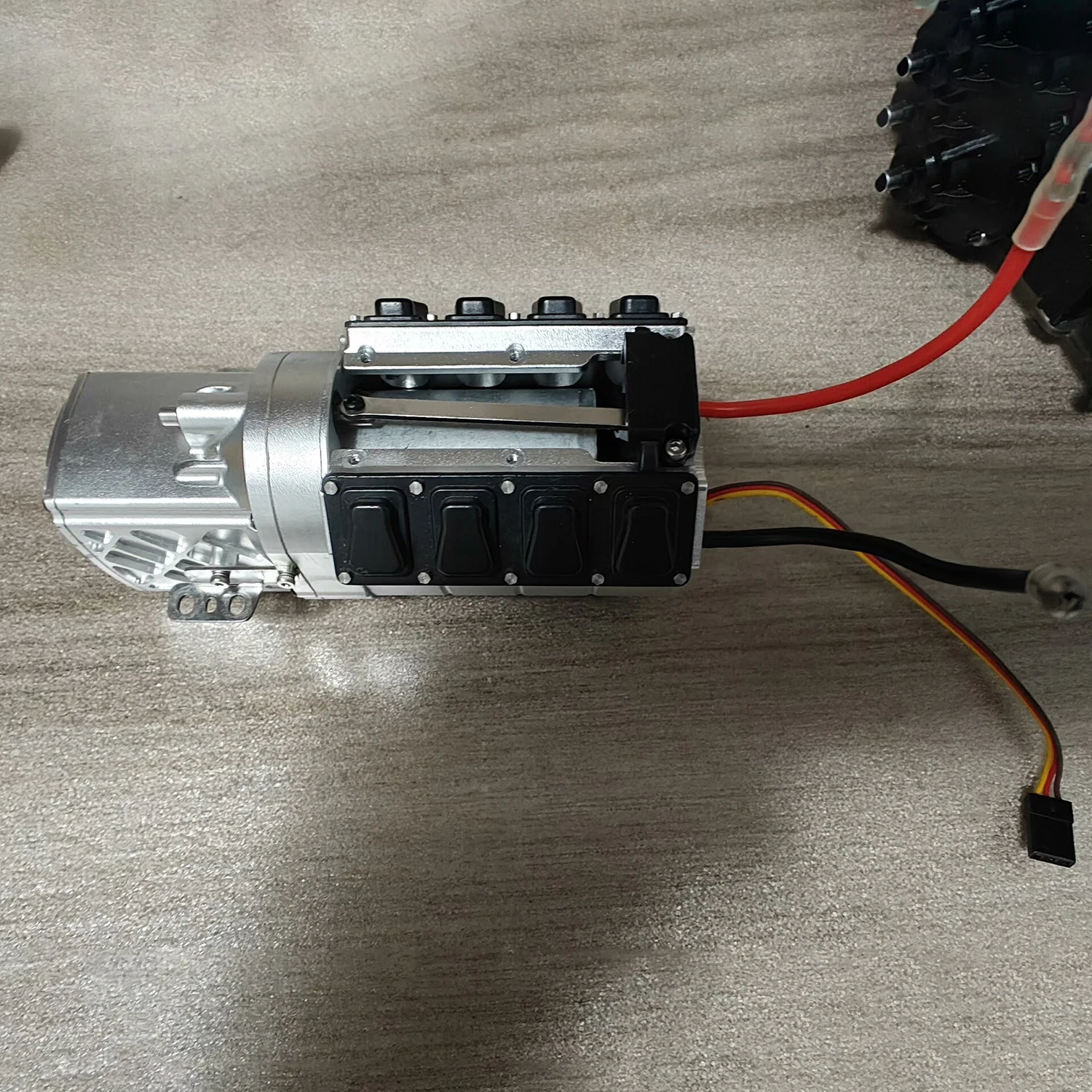 

Metal Brushed Two-speed Gearbox for 1/14 Tamiya RC Dump Truck SCANIA 770S R620 VOLVO 750 Mercedes-Benz ACTROS 3363 MAN Car Parts