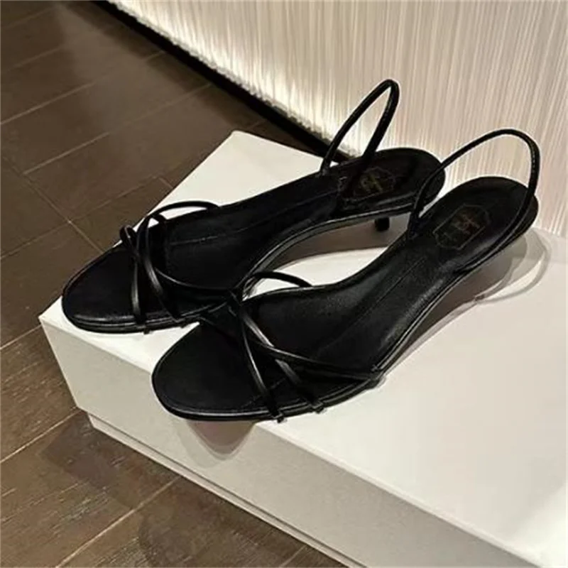 Sewing Lines Shoes for Ladies Round Toe Low Heels Mixed Colors Chassure Femme Back Strap Female Sandals PU Leather Zapatos Mujer