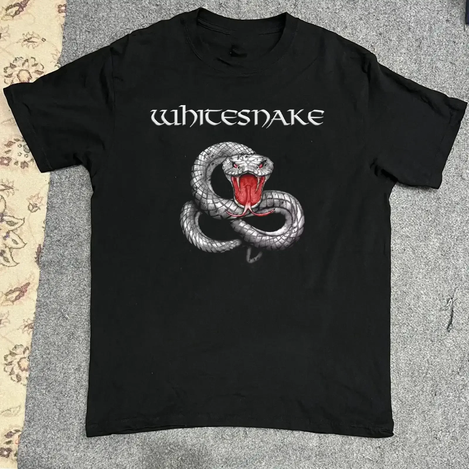 NUEVA Camiseta Blanca Logotipo Banda Negra Todas las Tallas Regalo Fan FF156 vintage Washed homme Stretched streetwear Slightly