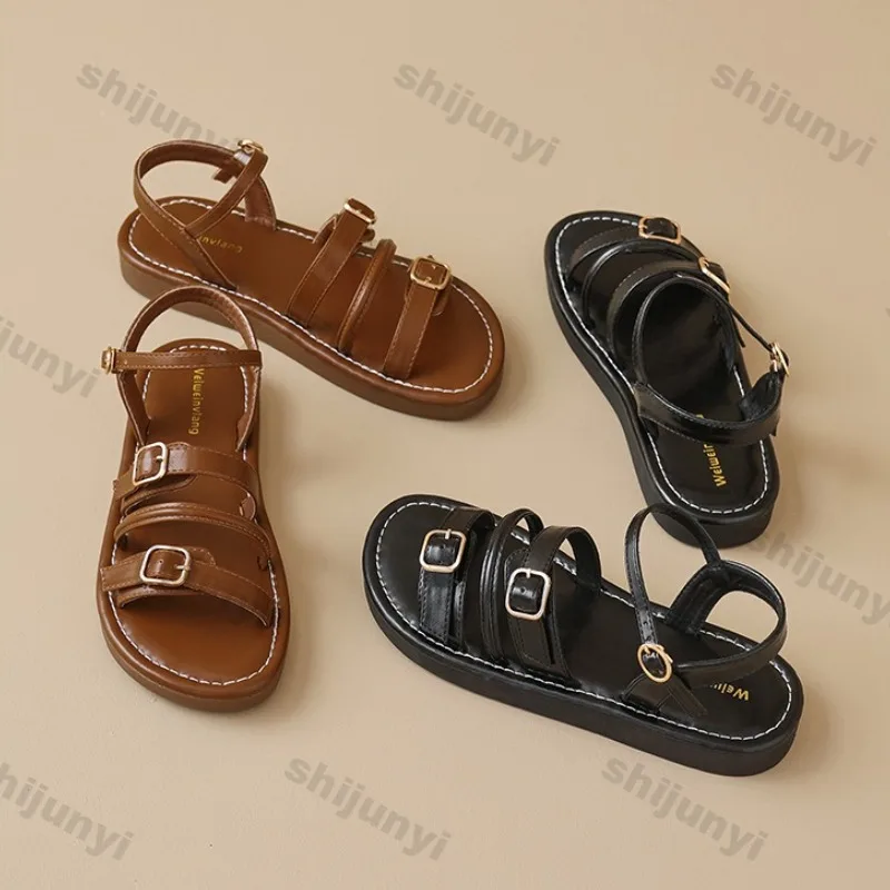 

Женские винтажные сандалии, новинка 2023 года, летние уличные нескользящие повседневные туфли на плоской подошве, модные легкие удобные римские туфли с пряжкой и ремешком