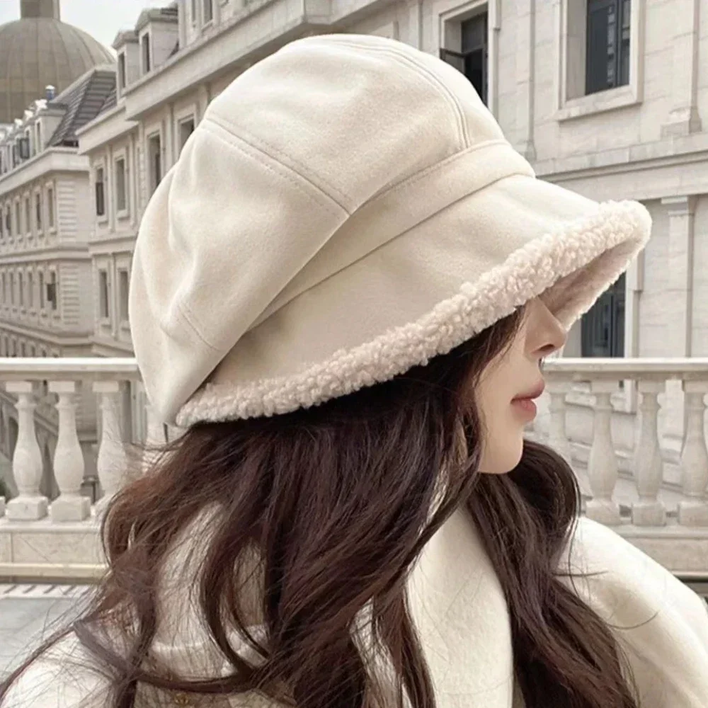 Women's Thickened Fisherman Hat Comfortable Ear Protection  Warm Hat Winter Lambswool Newsboy Cap Beret Painter Hat for Women