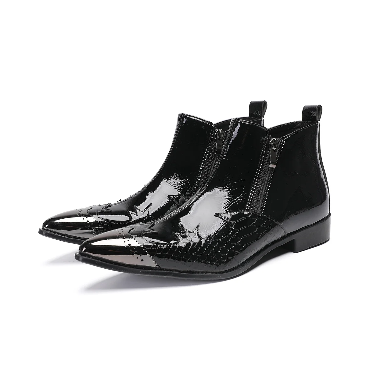 

Men's pointed leather shoes, metal iron toe, British style trendy black patent leather banquet leather shoes