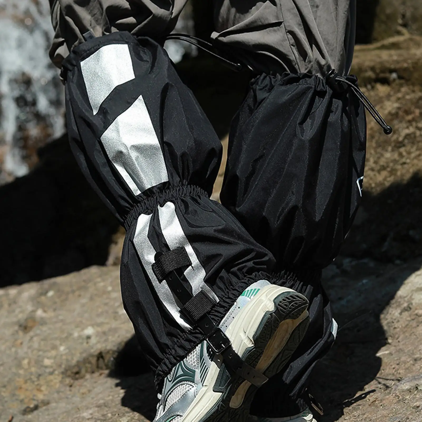 Gaiters for Hiking Reflective Adjustable Waterproof Outdoor Supplies Men Boot Gaiters for Sports Beach Travel Skiing Hiking