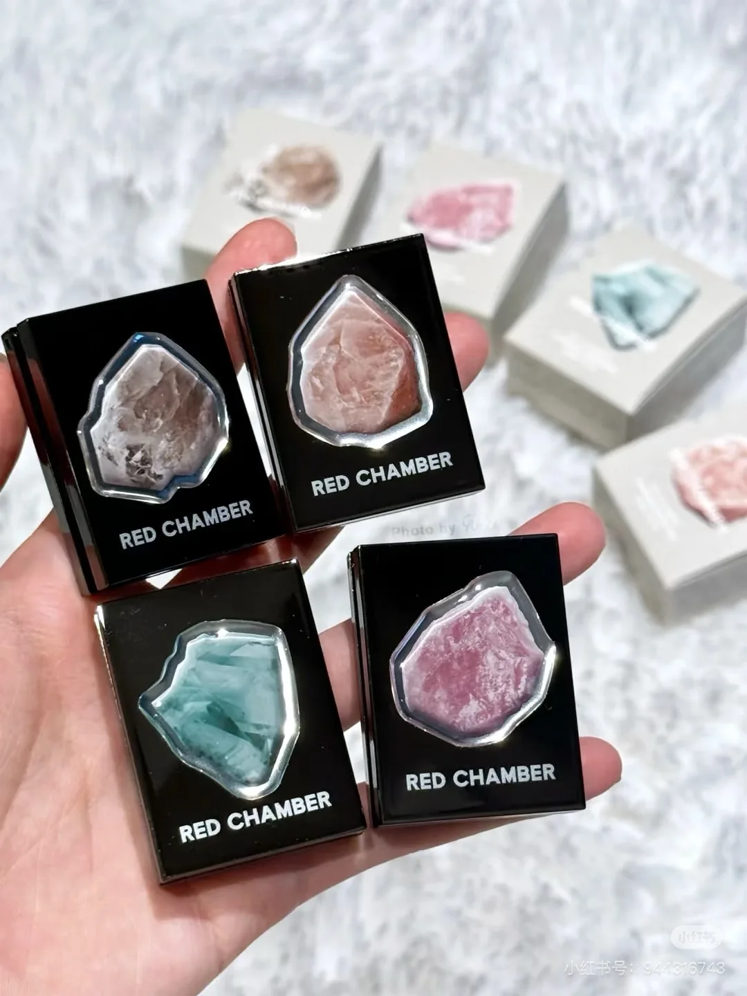 Red Chamber Multi-Use Monochrome Eyeshadow Powder Crystal Shimmer Smoky Sparkling Highlighter Pearlescent Eyeshadow Palette