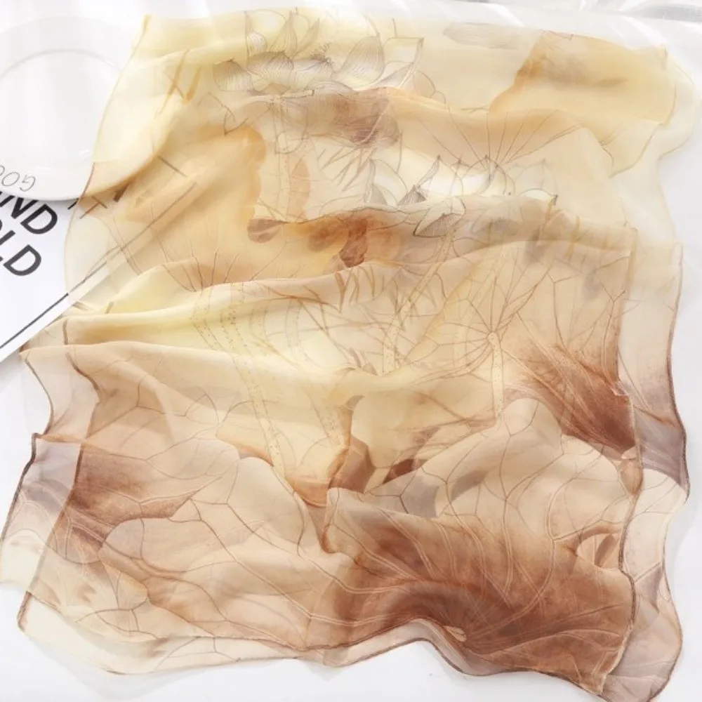 

Новый легкий шарф с цветочным принтом, дышащая пляжная шелковая накидка с принтом лотоса, мягкий универсальный длинный шифоновый шарф для отпуска и курортного отдыха