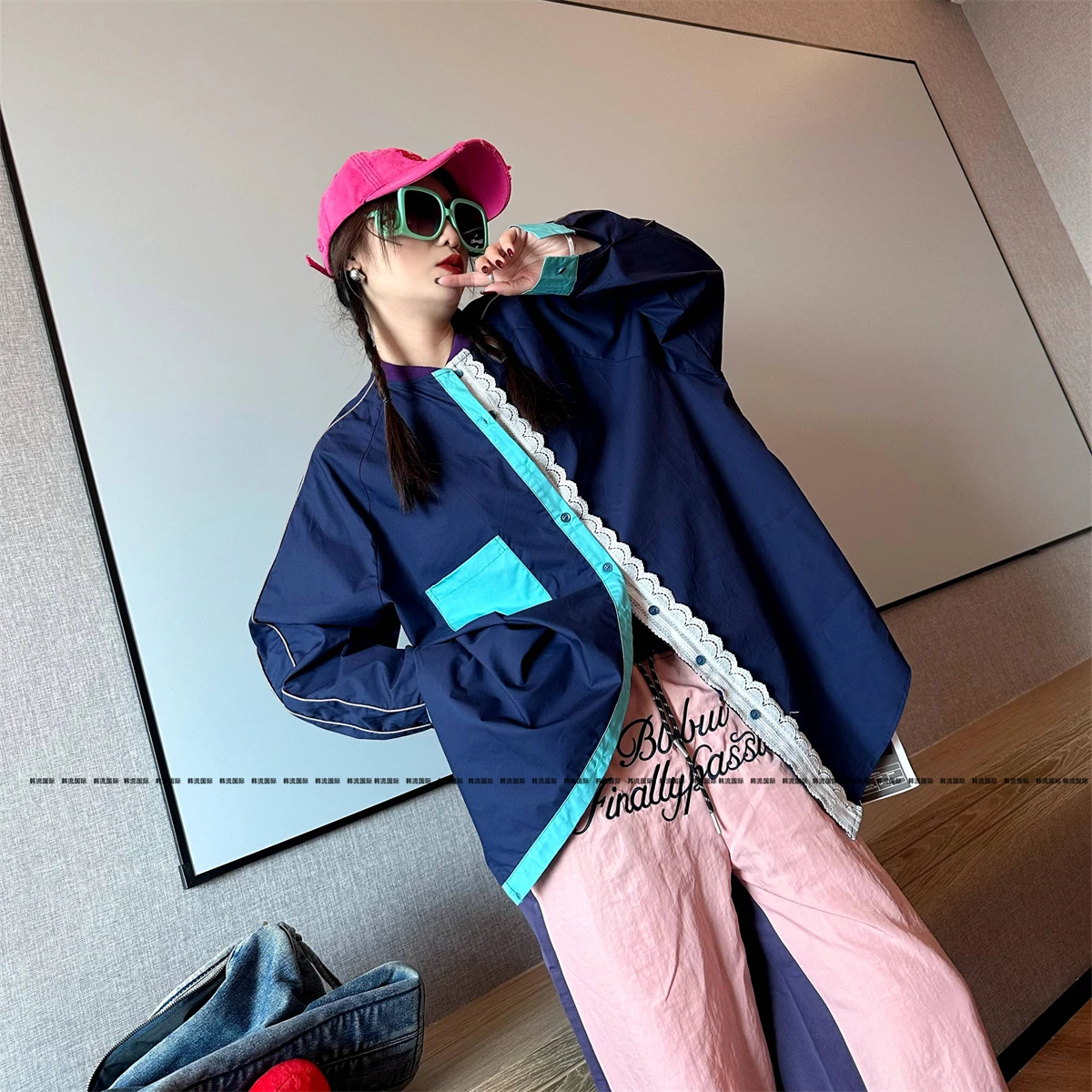 Oversized Shirts 2025 Spring Autumn New Loose Pocket Versatile Shirt Women Mid-Length Cartoon Print Single-Breasted Shirt Tops