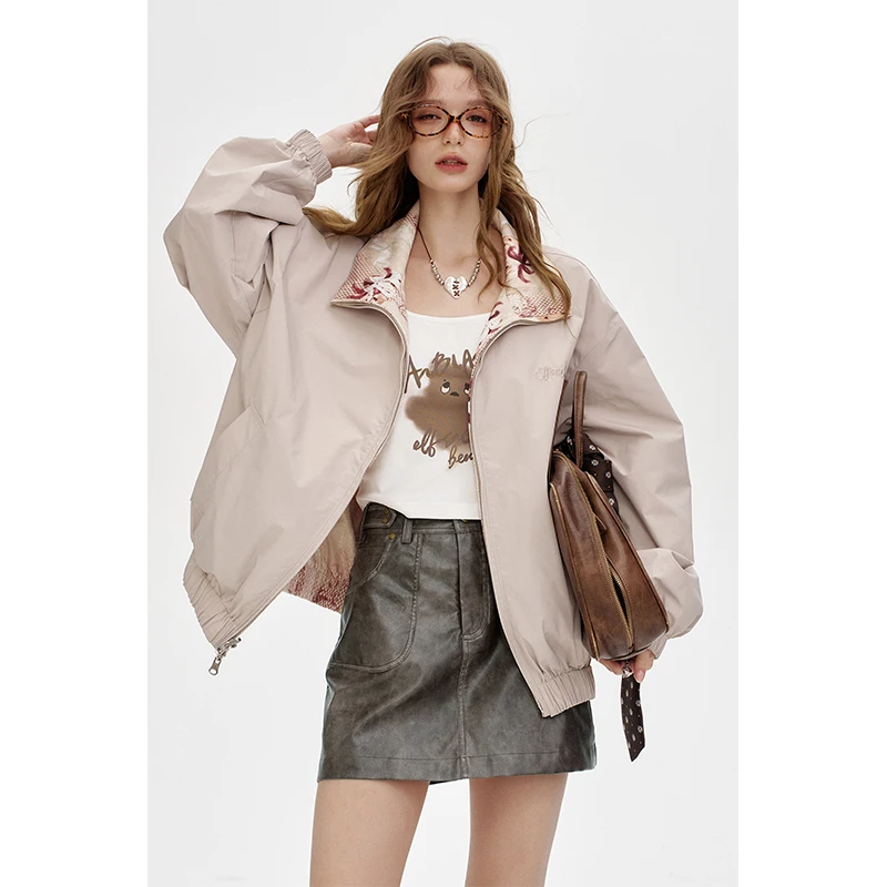 ELFSACK 2025 Jesień Nowa Kolekcja Casual Streetwear Vintage Spódniczka Mini w Kształcie Litery A z Imitacji Skóry dla Kobiet