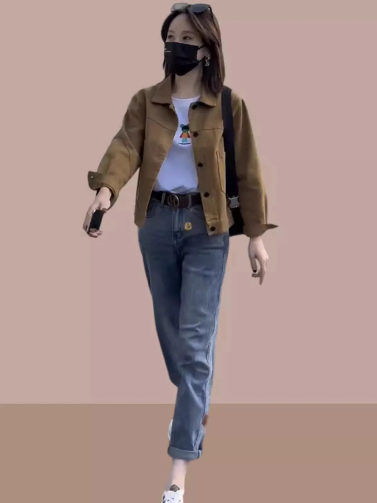 

Spring 2026 Ladies Short Denim Jacket Stylish Compact Size Fashionable Zipper Closure Long Sleeve Loose Fit Breathable Coat