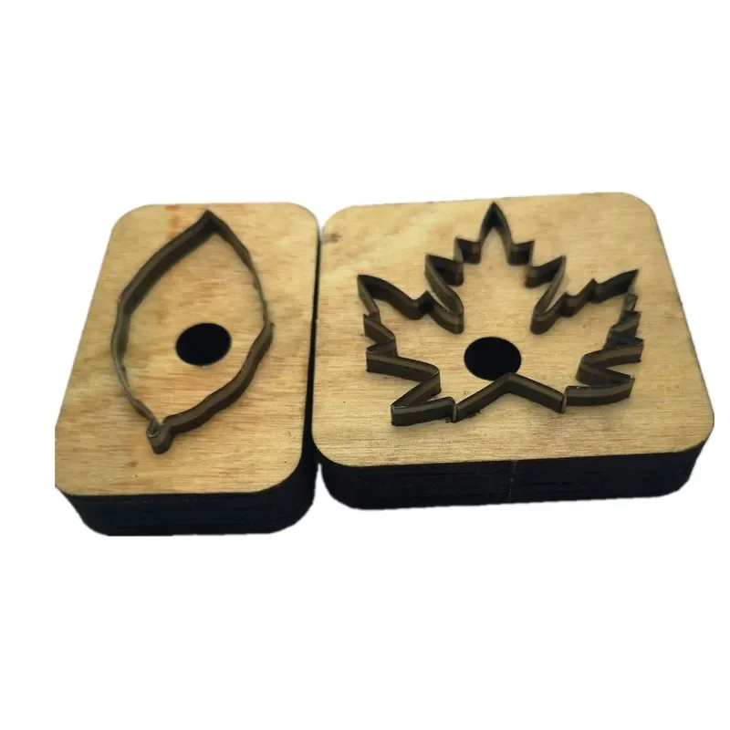 Maple Leaf Flower Tree Leather Punch Cutter Mold Cutting Die Tool DIY Shaped Leathercraft for Wallet Shoes Bag Custom Design