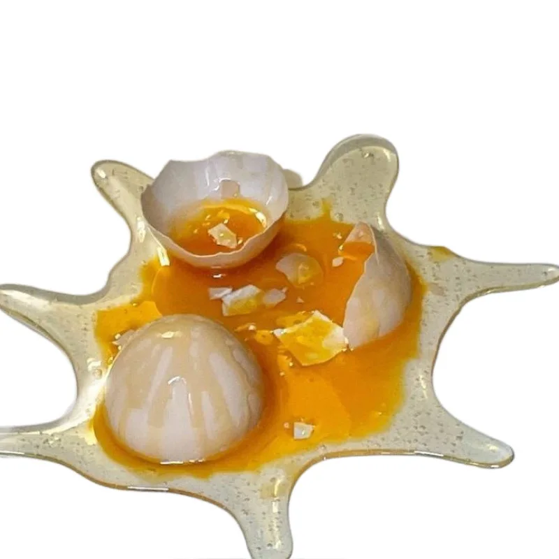 Broken Eggs Phone Holder Prank Toy Smashed Eggs Gift Box Novelty Gag Item for Fun Practical Jokes
