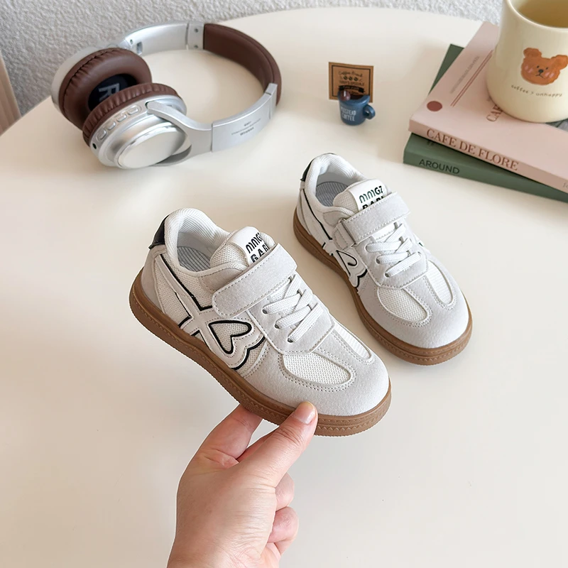 الأطفال أحذية رياضية كاجوال 2025 جديد أسود لينة أسفل الفتيات الفتيان أحذية تدريب الخريف الشتاء موضة أطفال طفل حذاء كاجوال