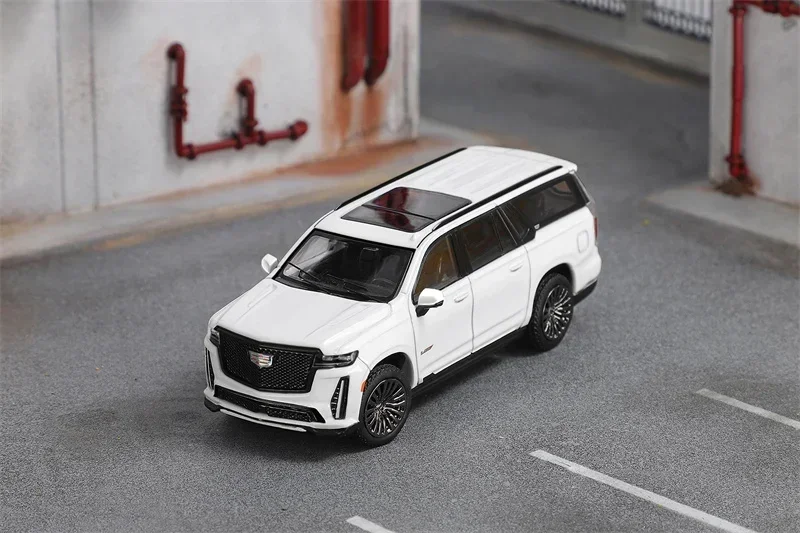 

Shadow Pro 1:64 Escalade ESV LHD Die-Cast Car Model Collection Miniature