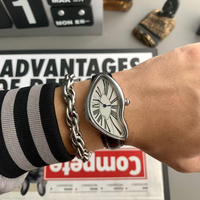 New creative fashion trend retro style elegant ladies watch automatic waterproof millennium simple classic quartz watch