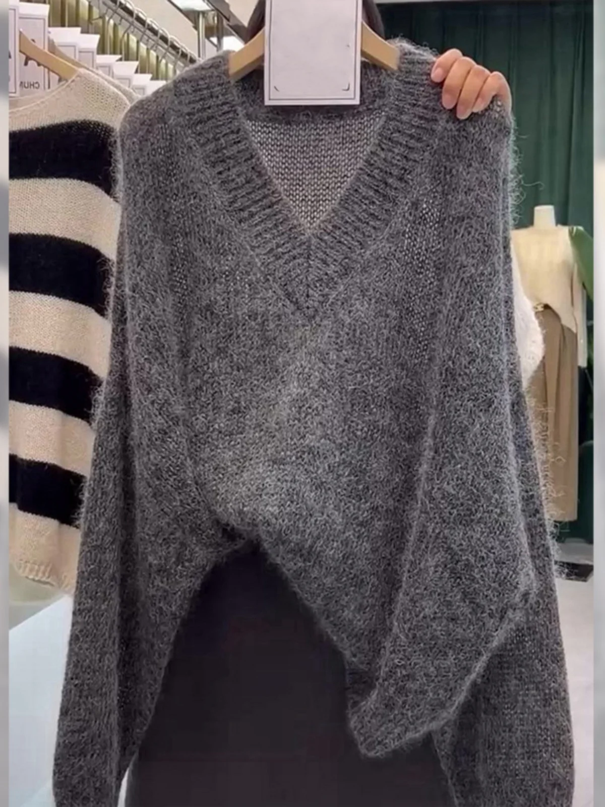 

Ретро-свитер свободного кроя серого цвета с капюшоном и V-образным вырезом, утепленный, с длинными рукавами, для женщин, весна-осень, новинка