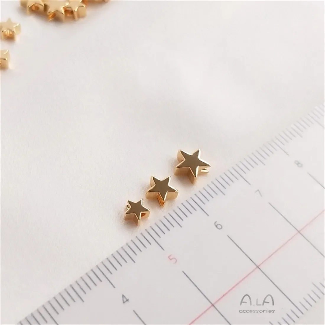 14K Gold-Plated Five-Pointed Stars Through Holes Scattered Beads, Handmade Jewelry, Earrings Material, Direct Suppl Accessories