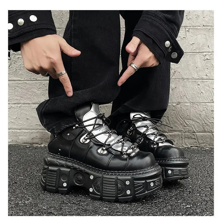 

2024 Vintage Tank Sole Metal Rivets Fashion Dark Punk Muffin Street Shot Men's Trendy Thick Sole Dad Shoes