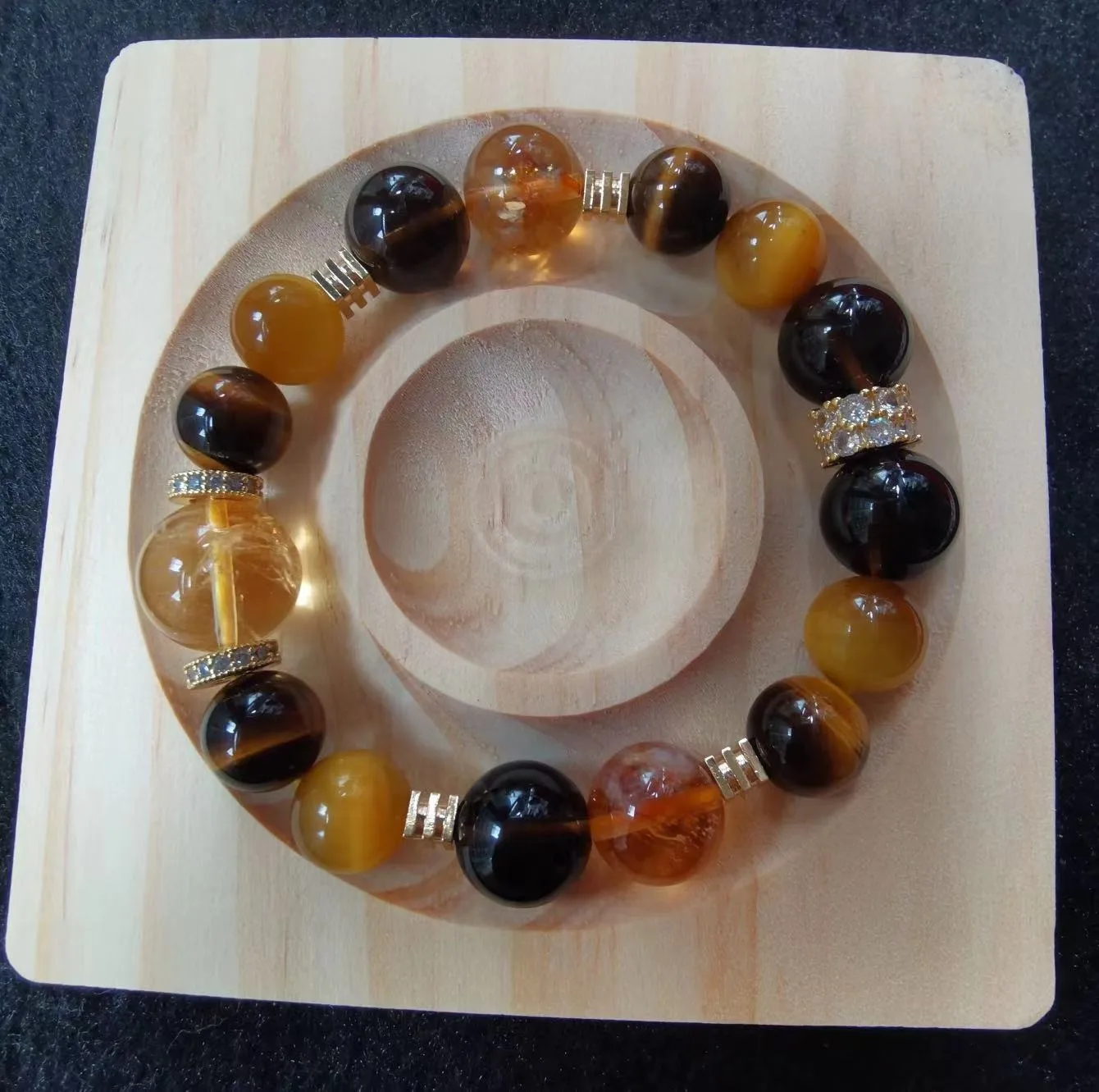 Natural Lucky Tiger's Eye Stone Mixed Variety of Crystals Design Bracelet Men and Women Gold Bead Attracting Wealth HandString