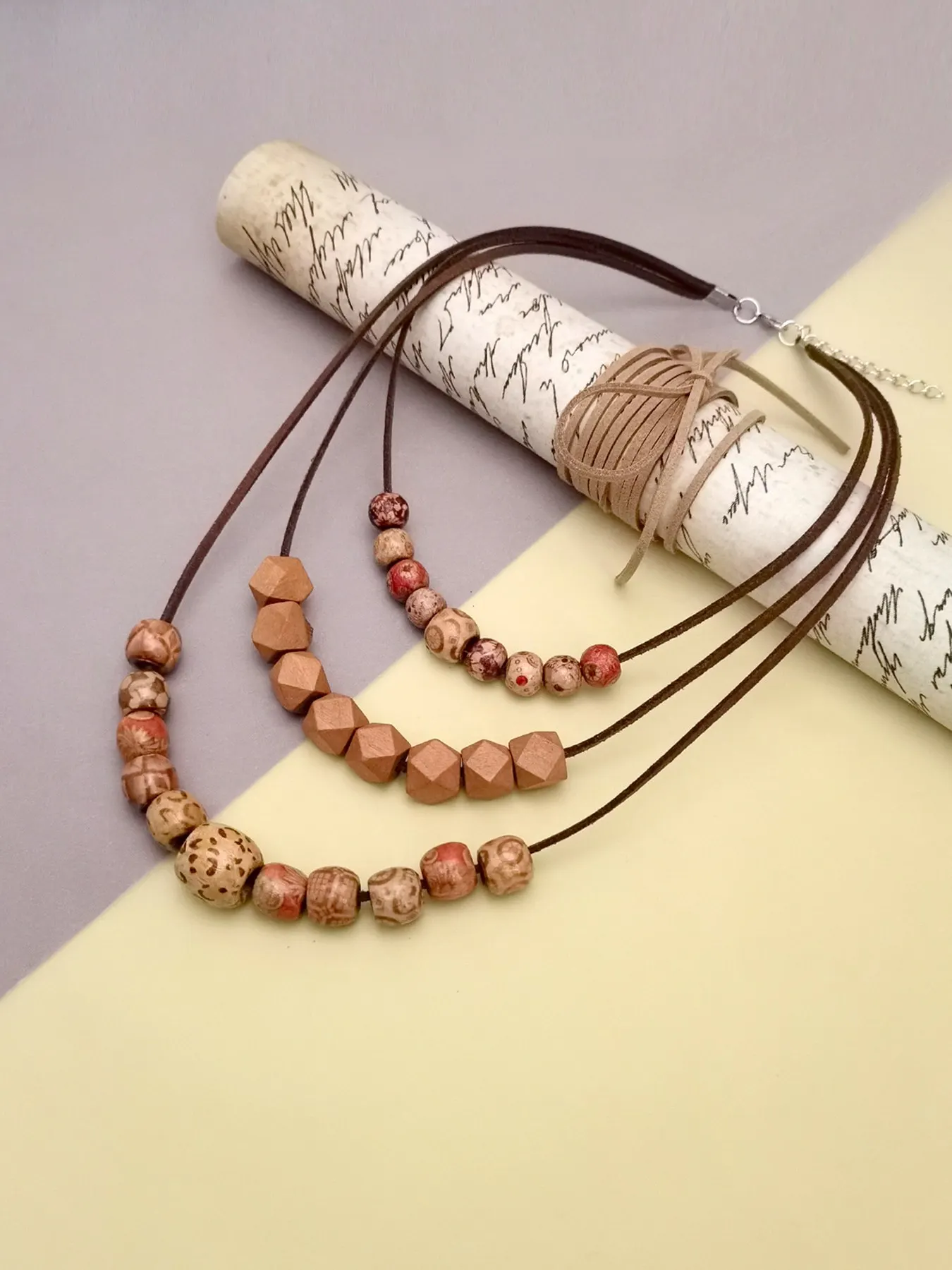 Women's Multi-Layered Natural Wooden Bead Necklace Boho Geometric Pendant for Women Daily Wear Vintage Ethnic Cord Jewelry