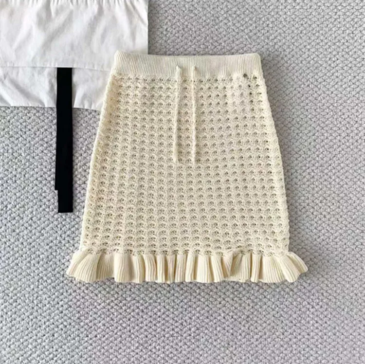 Customization European women's clothing for summer 2026, new styles  Long-sleeved single-buttoned ruffled edges Knitted sweater