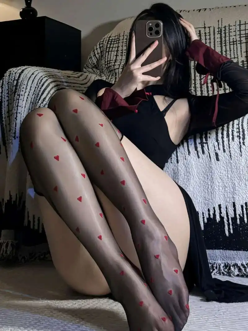 أسود جديد مثير الحرير الحب تخزين إغراء مثير أورورا النفط مشرق الحرير السلس مثير تخزين طويل تخزين الملابس الداخلية النساء 02FS