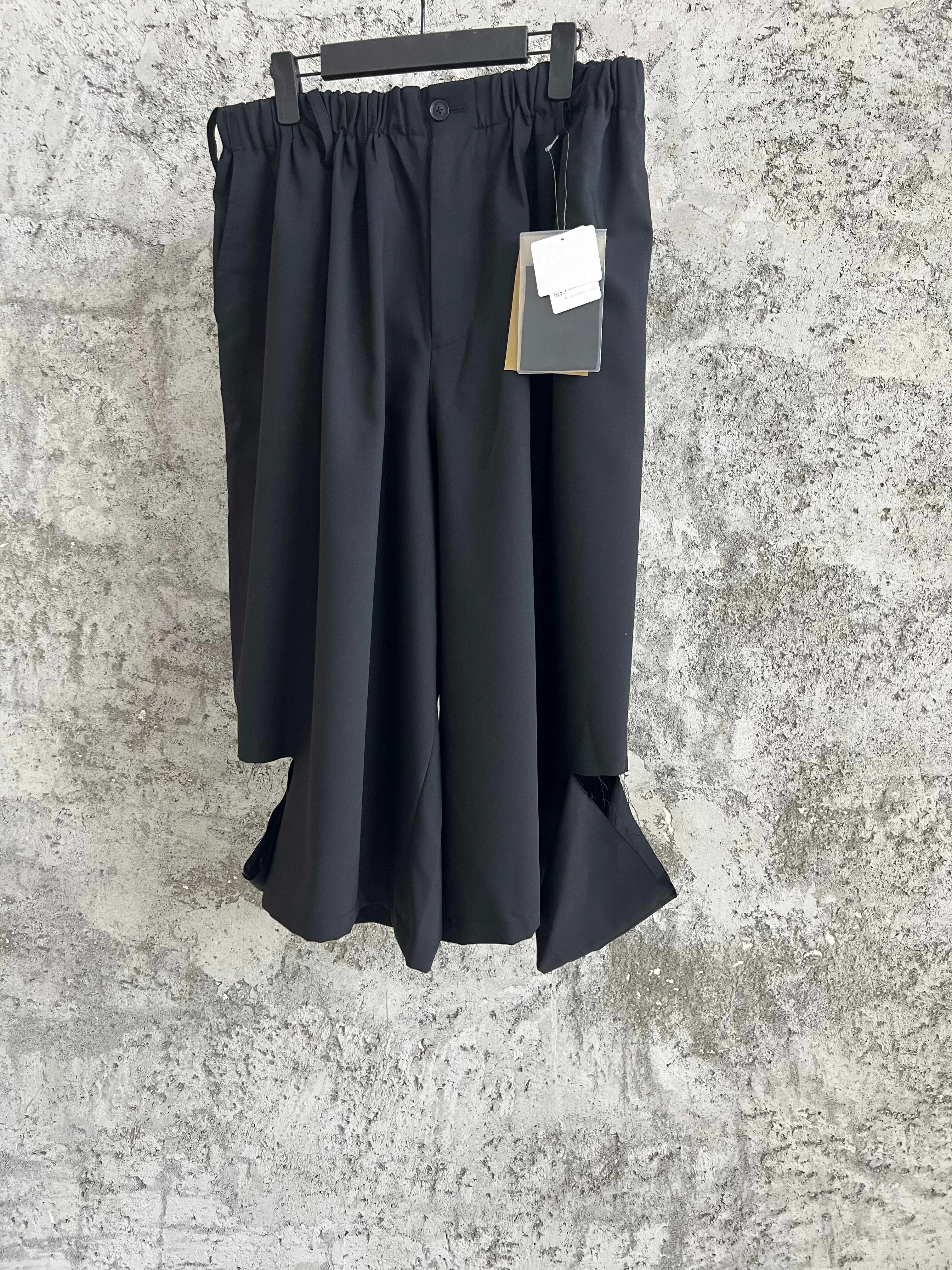 TOP-YAMAMOTO wool Bermuda shorts, a niche Japanese style with a stretched-waist workwear, loose, plus-size, and large underpants