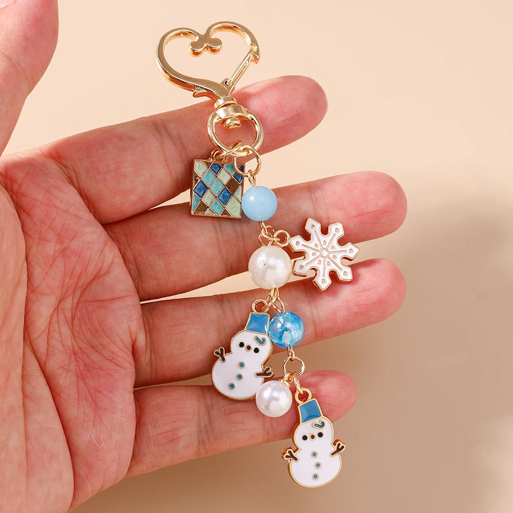 Aihua Niedlicher Y2K Weihnachts-Schlüsselanhänger mit Perlen, Weihnachtsbaum, Schneemann und Weihnachtsmann für Damen und Herren, Neujahrs-Schmuckgeschenke – Detail 3