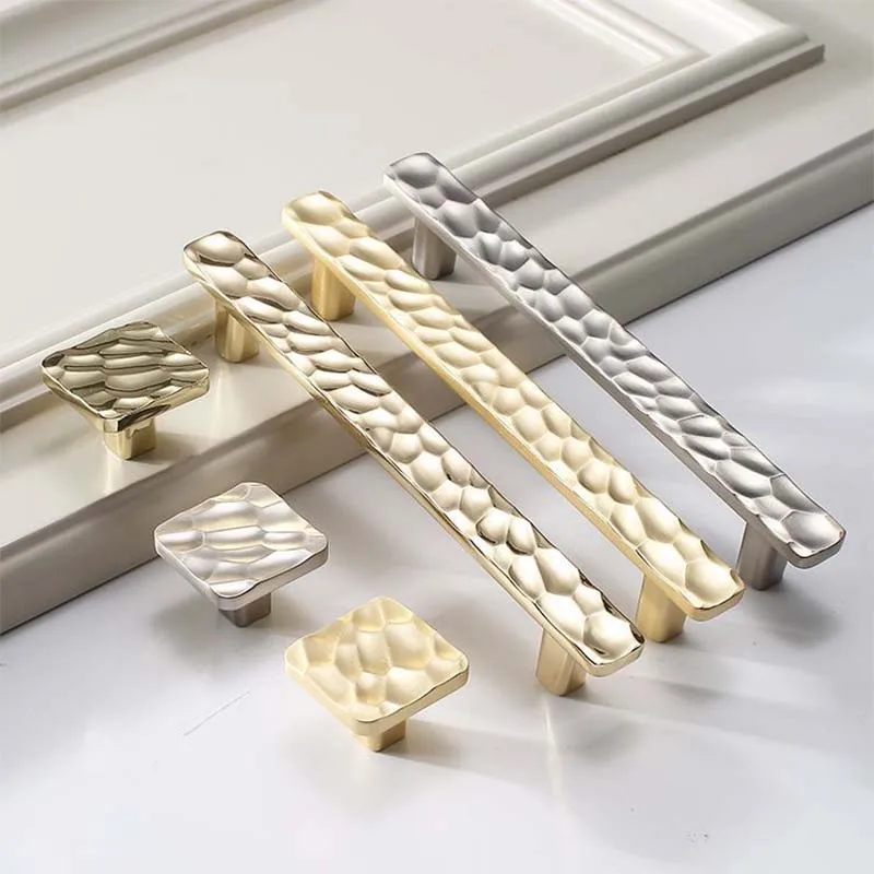 Cabinet Door Handle American Zinc Alloy Hammer Pattern Square Single Hole Modern Minimalist Cabinet Wardrobe Door Extension Knob