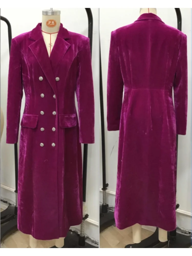 

Элегантное фиолетовое бархатное длинное пальто с двубортными пуговицами, воротник костюма, облегающая осенне-зимняя модная верхняя одежда, платье-куртка