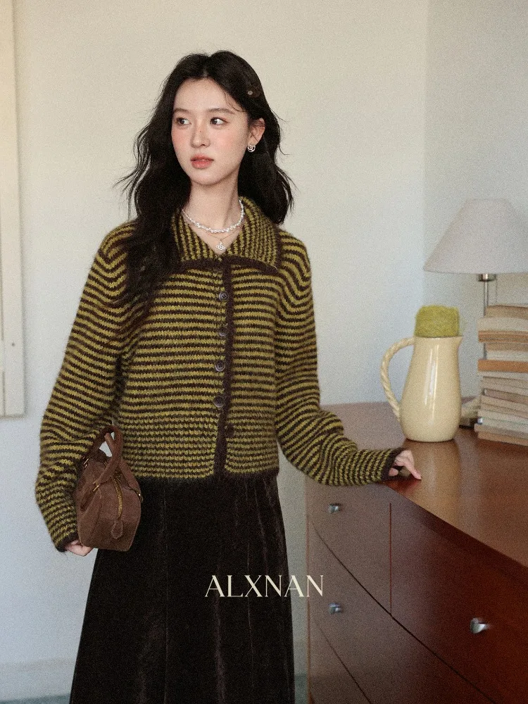 

ALXNAN желто-зеленый полосатый кардиган женский осенне-зимний свободный винтажный французский свитер с отложным воротником женская одежда L59888