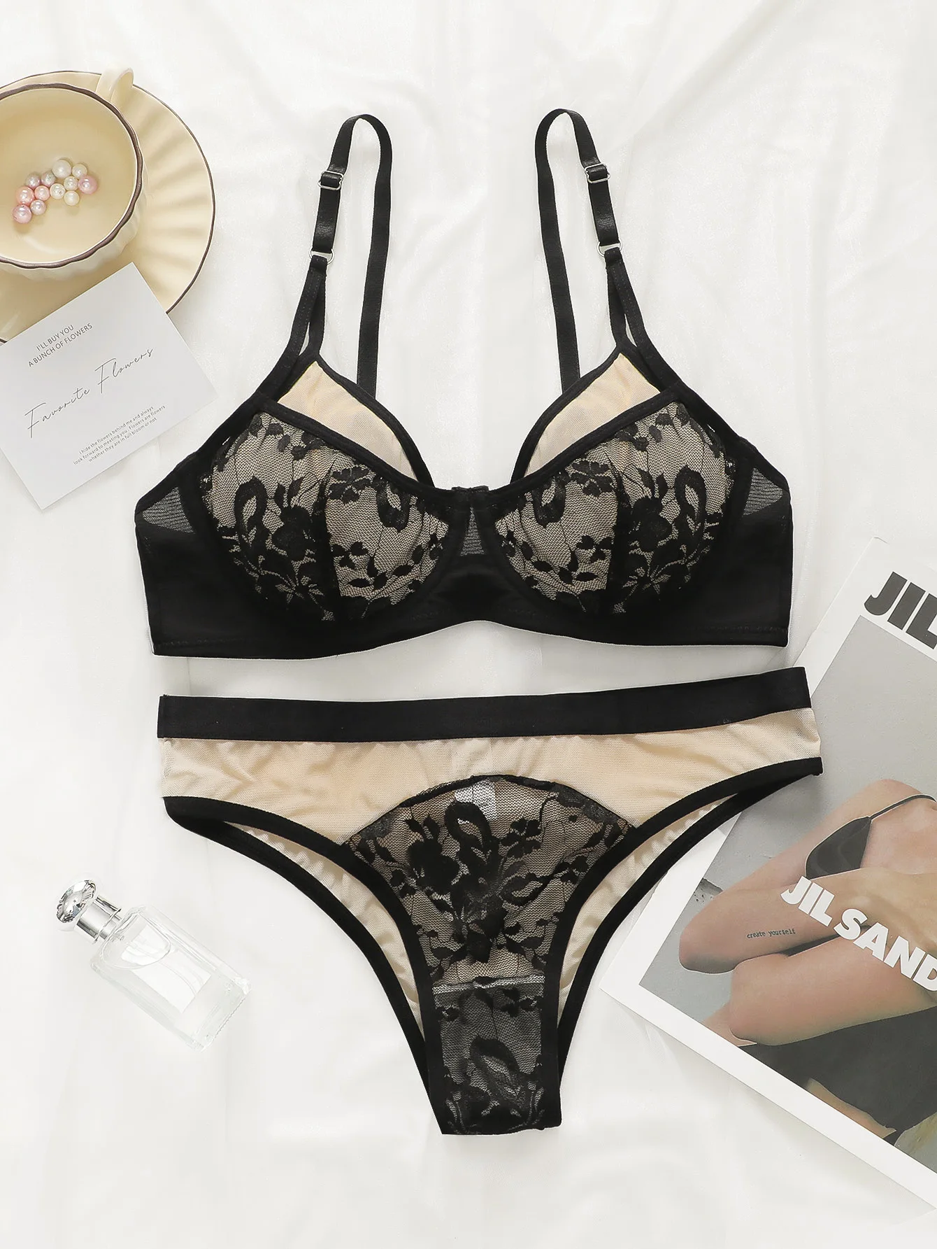 

Женский комплект сексуального нижнего белья с кружевом в стиле пэчворк и стальными ободками, собранный для пуш-ап, сексуальный бюстгальтер, комплект дышащего нижнего белья YS2450