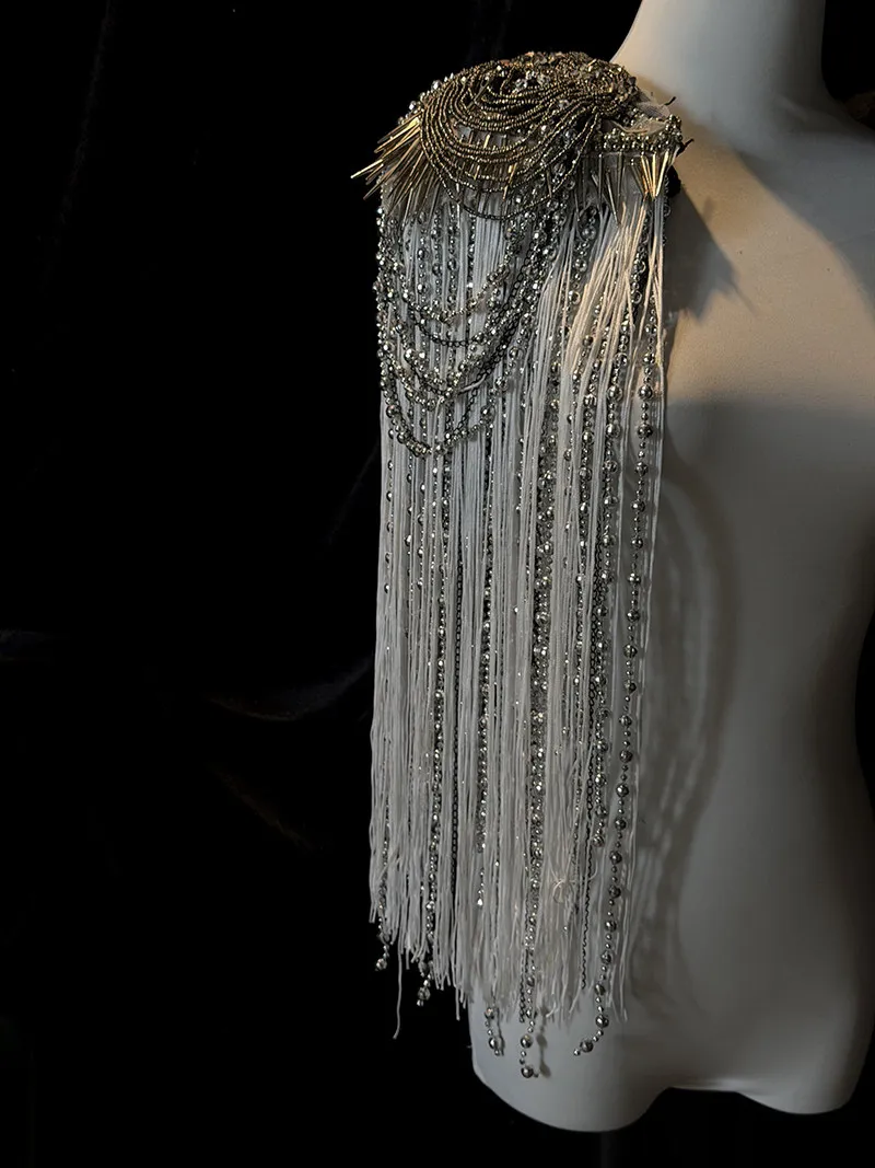 

Disassemble Independent Shoulder Jewelry Brooch Host Show Catwalk Suit Accessories