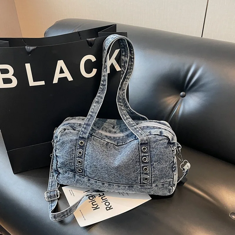 

Korean Style Small Shoulder Bag Denim Boston Pillow Crossbody Bag for Women Fashion and Versatile for Daily Use Commuting Bag