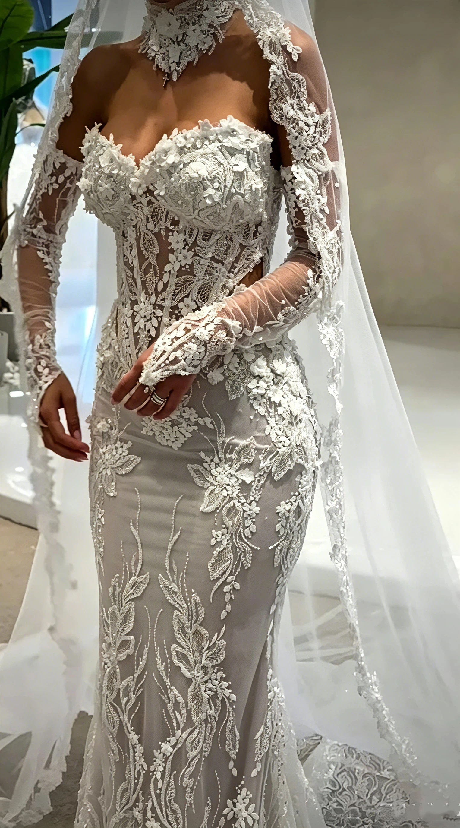 Luxury 3D Floral Lace Mermaid Wedding Dress Sweetheart Long Sheer Sleeve Sparkly Beaded Bridal Gown Vestido De Novia Customized view 3