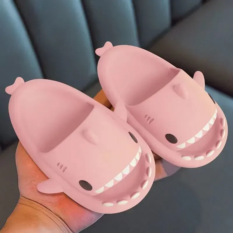 Unisex Shark Slippers Women New Summer Home Flip Flops Men Non-Slip Solid Color Couple Outdoor Cool Indoor House Funny Slippers