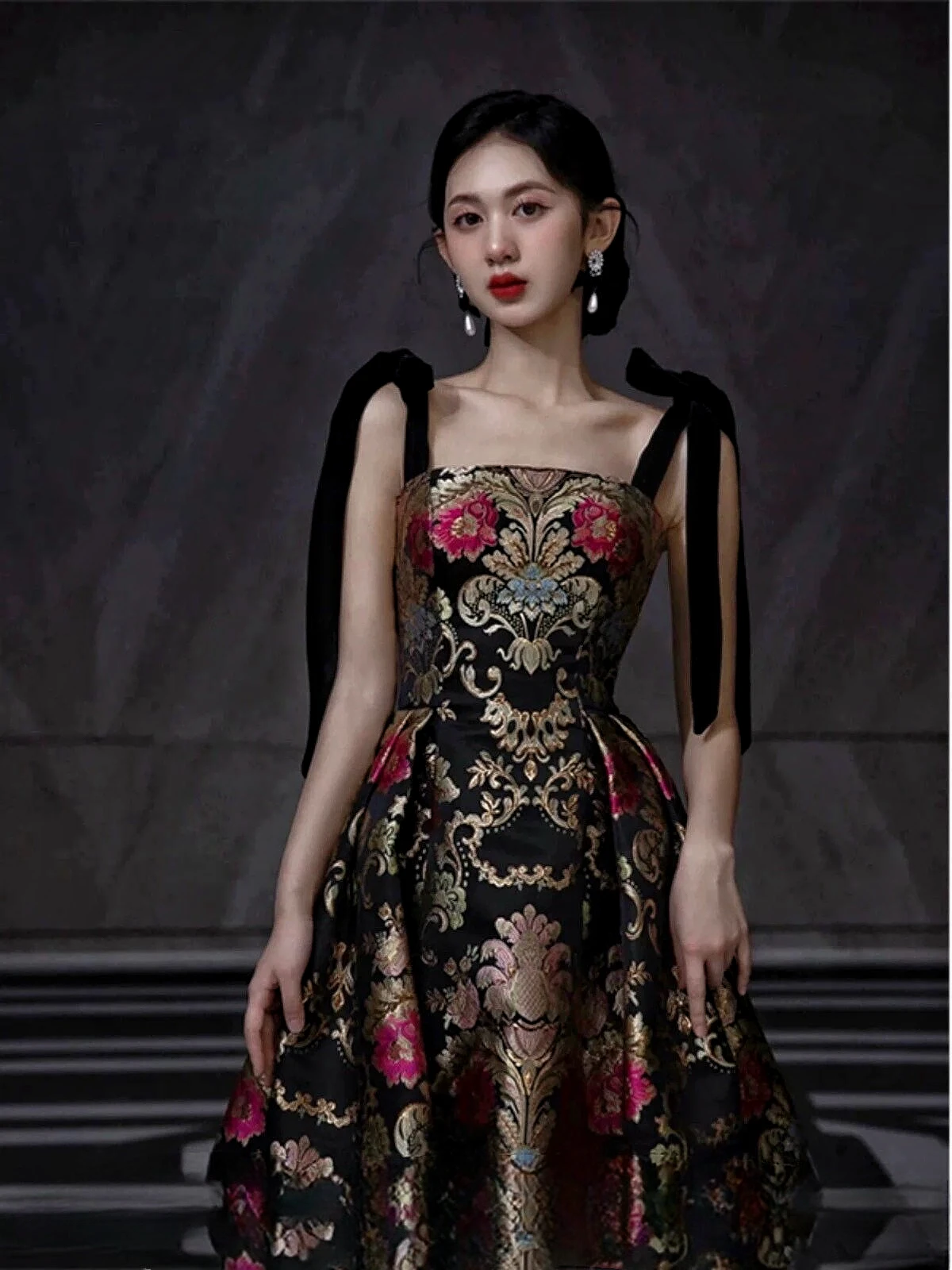 Black Prom Dresses Red Gold Printing Formal Occasion Elegant Classical Formal Ball Evening Dress Wedding Toasting Attire New