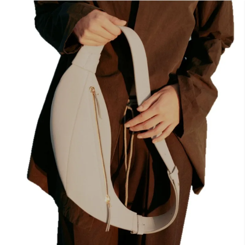 

Fashionable French Design Y2K Crescent Bag Neyu New Pillow Shaped Personalized Niche Travel Smooth Crossbody Bag