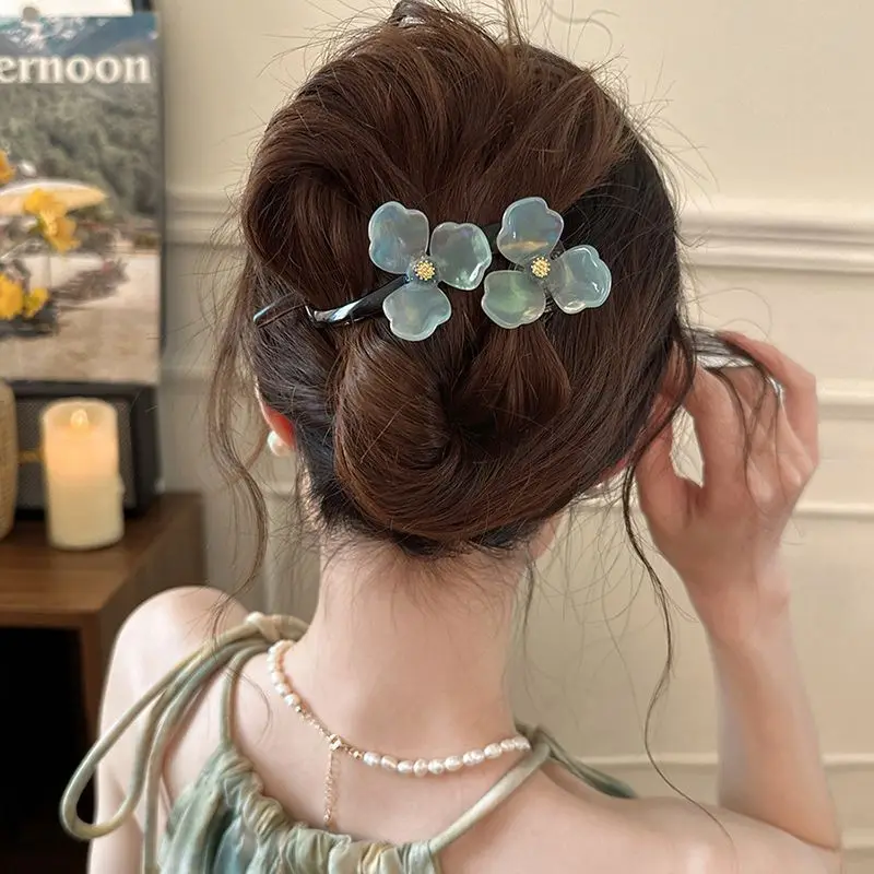 Elegant Flower Hairpin for Women Girl Simple Solid Plastic One Word Twist Clip Hairpin Shark Clip Headwear Hair Style Accessorie