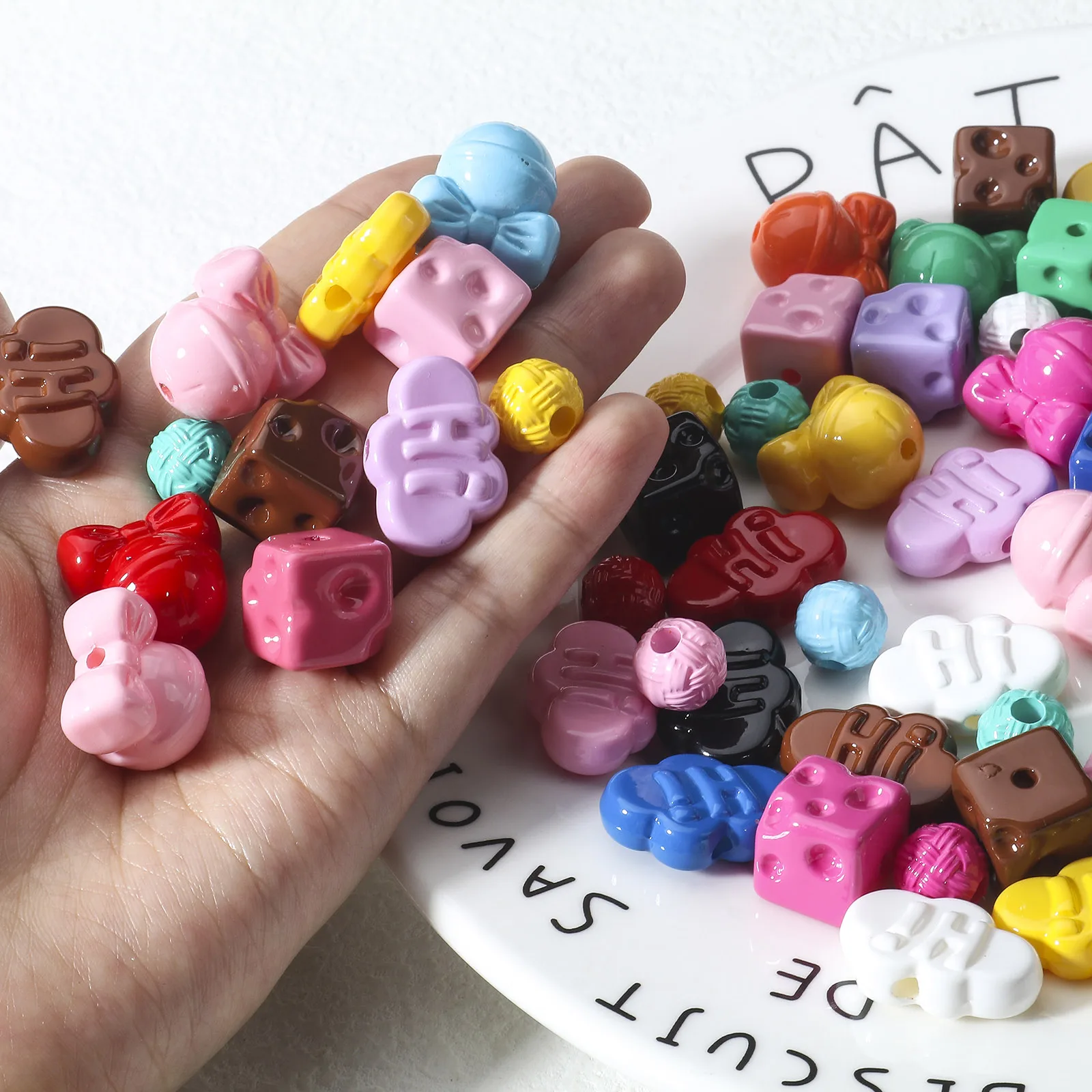 10pcs Acrylic Beads Diy Charm Jewelry Making Random Mixed Color Christmas Cloud Painted Baked Acrylic Beads Girl Children Gifts
