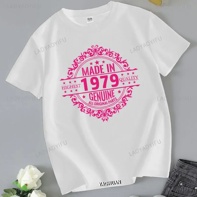 Woman 46 Years Old Born in 1979 TShirt Creative Birthday Gift Level 46 Unlocked Gamer Pure Cotton Tees Harajuku Adult Shirt