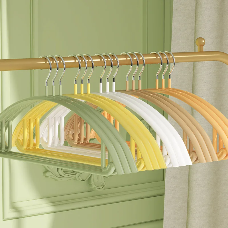 10pcs semi circular arc seamless dip plastic clothes hanger