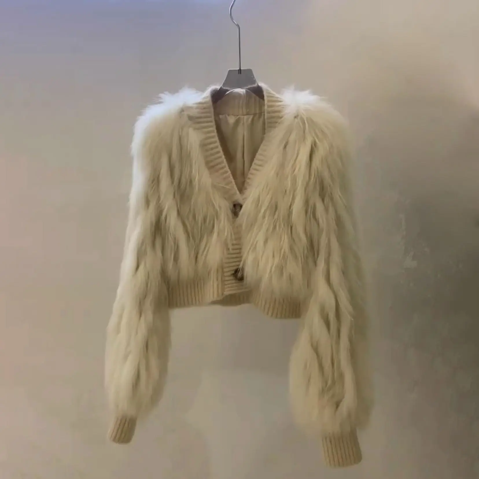 Nuevo cárdigan tejido 2025 chaqueta tejida de invierno para mujer con solapa de piel Natural abrigo Casual piel de zorro nueva moda corta cálida Wh117