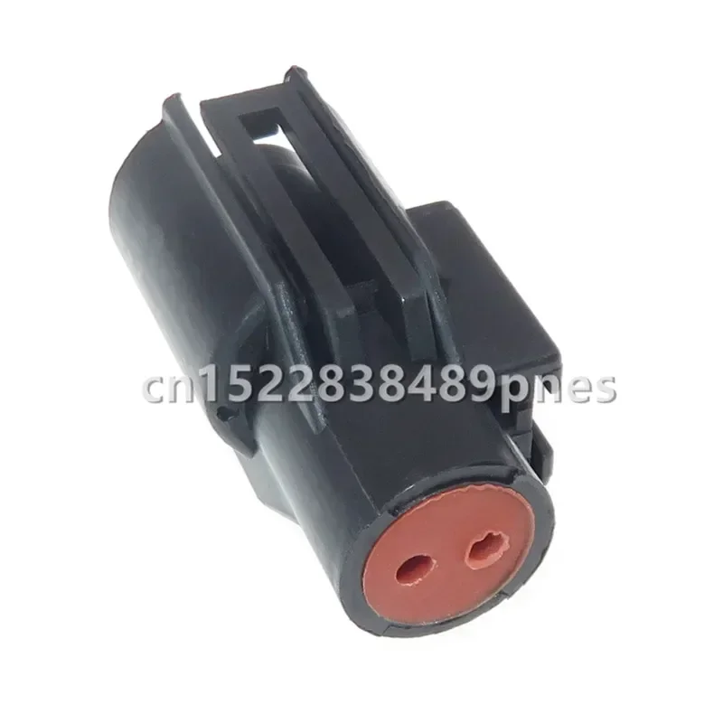 2 Pole Female Waterproof Car Wiring Harness Socket Auto Connector With Pins And Seals