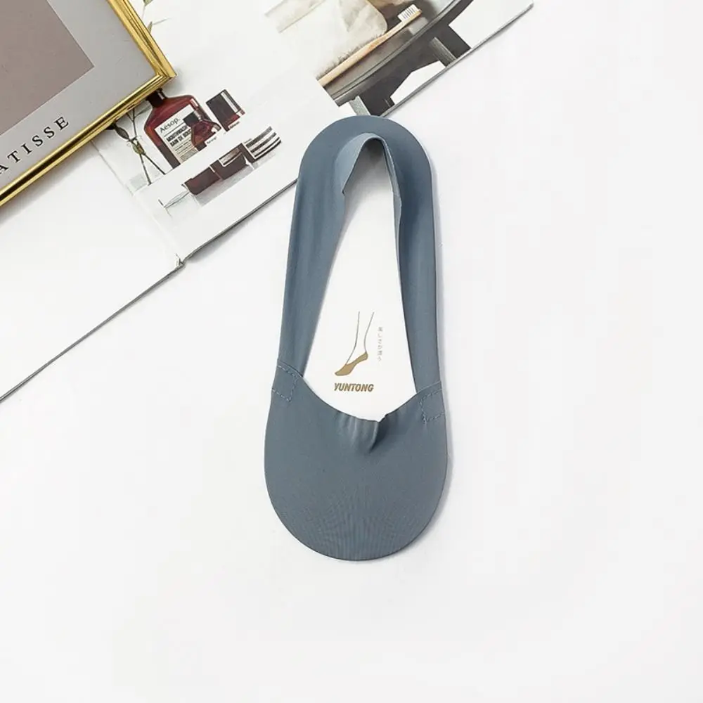 

1 Pair Quality Silicone Antiskid Thin Sock Breathable Invisible Boat Socks Seamless Solid Color Women's Socks Summer